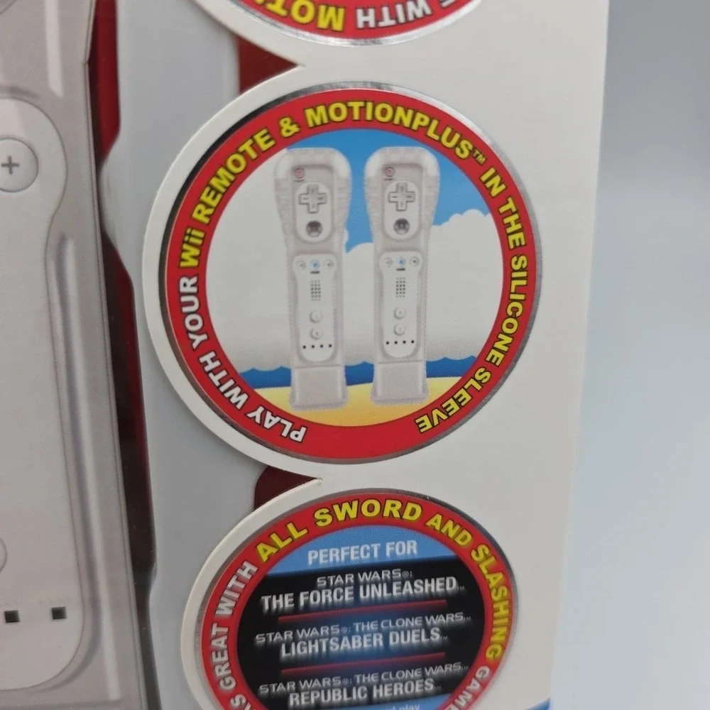 DUAL GLOW SABERS RED & BLUE FOR WII BY DREAMGEAR BRAND NEW